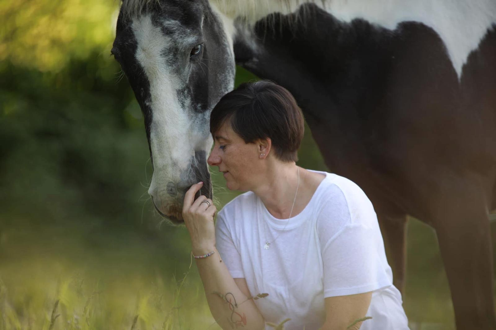 Yvonne mit ihrem Pferd